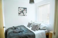 B&B Warrington - Cosy 2-Bedroom Flat in Warrington - Bed and Breakfast Warrington