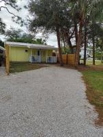 Seahorse - Tiny Home 1.2 Mi, 2 Beach Kitchen W & D Queen Bed - B&B Bonita Springs
