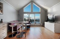 Charming Sea-view Haven by AJF Dream Living - B&B Fjällbacka