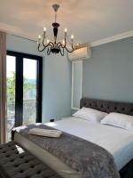 Rooftop City Light Tirana - B&B Tirana