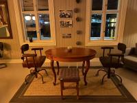 1. etg i Dampskipsbrygga, Lødingen havn - Bed and Breakfast Lødingen