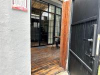 Shanghai Hills & ZINN City Bnb Near Line13 Mid Huaihai Rd & Changle Rd - B&B