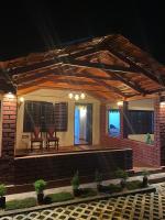 Camera Familiare con Balcone