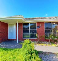 B&B Craigieburn - YF Hostel - Bed and Breakfast Craigieburn