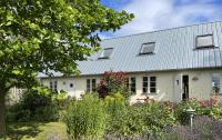 Eternellgården, Boende med självhushåll, nära Stenshuvuds Nationalpark - B&B Kivik