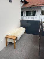 UNiQE I 90qm I Bergblick I 3 Balkone I seenah - B&B Prien am Chiemsee