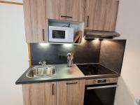Appartement lumineux rénové pour 4 pers. proche centre avec parking et wifi inclus - Chambres d'hôtes Les Gets