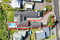 Beverley Hills Cottage - B&B Whangamata