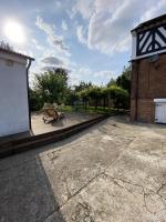 Idyllic Cottage in Jubilee Park - Ferienwohnung London