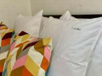 Cocon boisé x Parking by Melrose - Chambres d’hôtes Bayeux