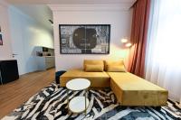 King Studio with Sofa Bed