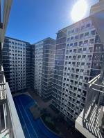 New Luxury Condo in Mall of Asia and near Manila Airport - B&B