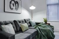 B&B Birkenhead - Stylish 2 bedroom flat - 15 minutes to Liverpool City Centre - Bed and Breakfast Birkenhead