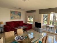 Charming 3 Bedroom apartment with sea view in the heart of Sotogrande - Chambres d'hôtes Sotogrande