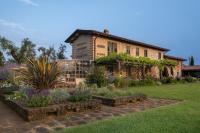Olimagio Farm Stay with animals, 25m pool, beach at cycling distance - Chambres d'hôtes Pietrasanta