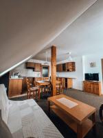 Apartamento con vistas a la piscina