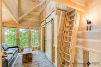 The Green Ash in Treehouse Grove at Norton Creek - B&B
