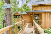 The Moosewood in Treehouse Grove at Norton Creek - B&B Gatlinburg