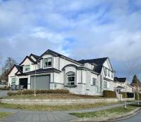 Blissful Stay in Surrey - Bed and Breakfast Surrey