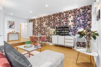 B&B Staines-upon-Thames - Modern One Bedroom Flat - Near Heathrow, Windsor Castle, Thorpe Park - Staines London TW18 - Bed and Breakfast Staines-upon-Thames