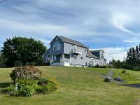 B&B Hall's Harbour - Tides Inn Guest Suites - Bed and Breakfast Hall's Harbour