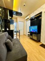B&B Giacarta - 2BR Luxury Cozy Homestay With Mall Access Greenbay Apartment Baywalk - Bed and Breakfast Giacarta