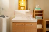 202号室貸切！2DK/京成佐倉駅徒歩3分・電車成田空港20分・京成上野直結！厨房/風呂/洋室/4名 - B&B Sakura