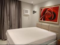 Apt Guarujá lado praia 2 Dorm FAN 2 WI-FI , Netflix, mobiliado, Ar, 1vaga, até 6 pessoas - Chambres d'hôtes Guarujá