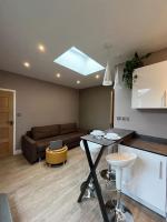 B&B Luton - Modern Garden Studio for comfy stay - Bed and Breakfast Luton