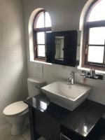 Camera Matrimoniale Deluxe con Balcone e Vista Mare