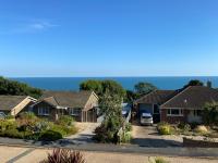 B&B Saint Lawrence - Tara, Spacious Family Home, Wonderful Sea Views - Bed and Breakfast Saint Lawrence