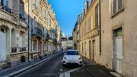Charming studio with view of the Abbaye-aux-Hommes - Ferienwohnung