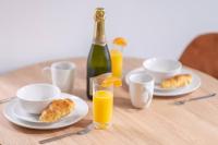 Peach Apartment - Central Location - Free Parking, Self-Check-In, Fast Wifi, SmartTV with Netflix by Yoko Property - B&B Redcar