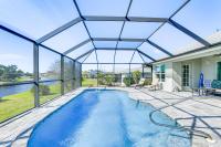 Modern Canalfront Home in Rotonda West with Lanai! - B&B