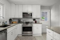 Xcape to a Tranquil 4 Bedroom Retreat - Bed and Breakfast Alexandria