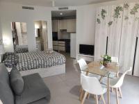 Nuevo estudio con parking gratis - B&B Málaga