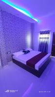 B&B Varanasi - Hotel Girdhari INN - Bed and Breakfast Varanasi