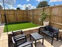 No. 75 - B&B Pakefield