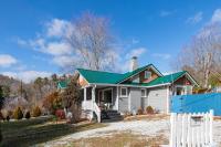 B&B Candler - Candyland Cottage - Bed and Breakfast Candler