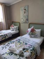 Twin Room with Shared Bathroom