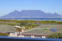 B&B Big Bay - Big Bay Beach Club 22 by HostAgents - Bed and Breakfast Big Bay