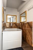 Romantic Jacuzzi Studio - B&B