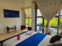 Deluxe Double or Twin Room with Sea View