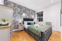 B&B Staines-upon-Thames - Modern One Bed Apartment - Sleeps 3 - Near Heathrow, Windsor Castle, Thorpe Park - Staines London TW18 - Bed and Breakfast Staines-upon-Thames