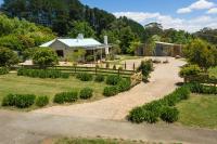 B&B Daylesford - Daylesford Escape: Family and Pet Friendly, Bromley Art - Bed and Breakfast Daylesford