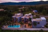 Pool Access Villa, 3-Bedroom near Mission Golf Villa Argent 8 - Ferienwohnung Thalang