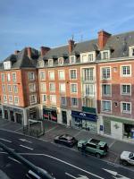 Appartement hyper centre, cathédrale, fibre - B&B Lisieux