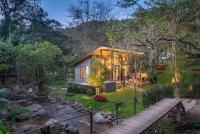 B&B Chiang Mai - The Lai Tiny House - Villa at Mae Kampong - Bed and Breakfast Chiang Mai