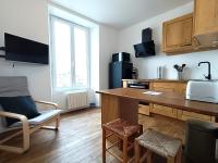 Appartement au centre de TREBEURDEN et à 400m de la plage - Réf 662 - B&B