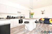 Stunning split level apartment with roof terrace - B&B Lowestoft